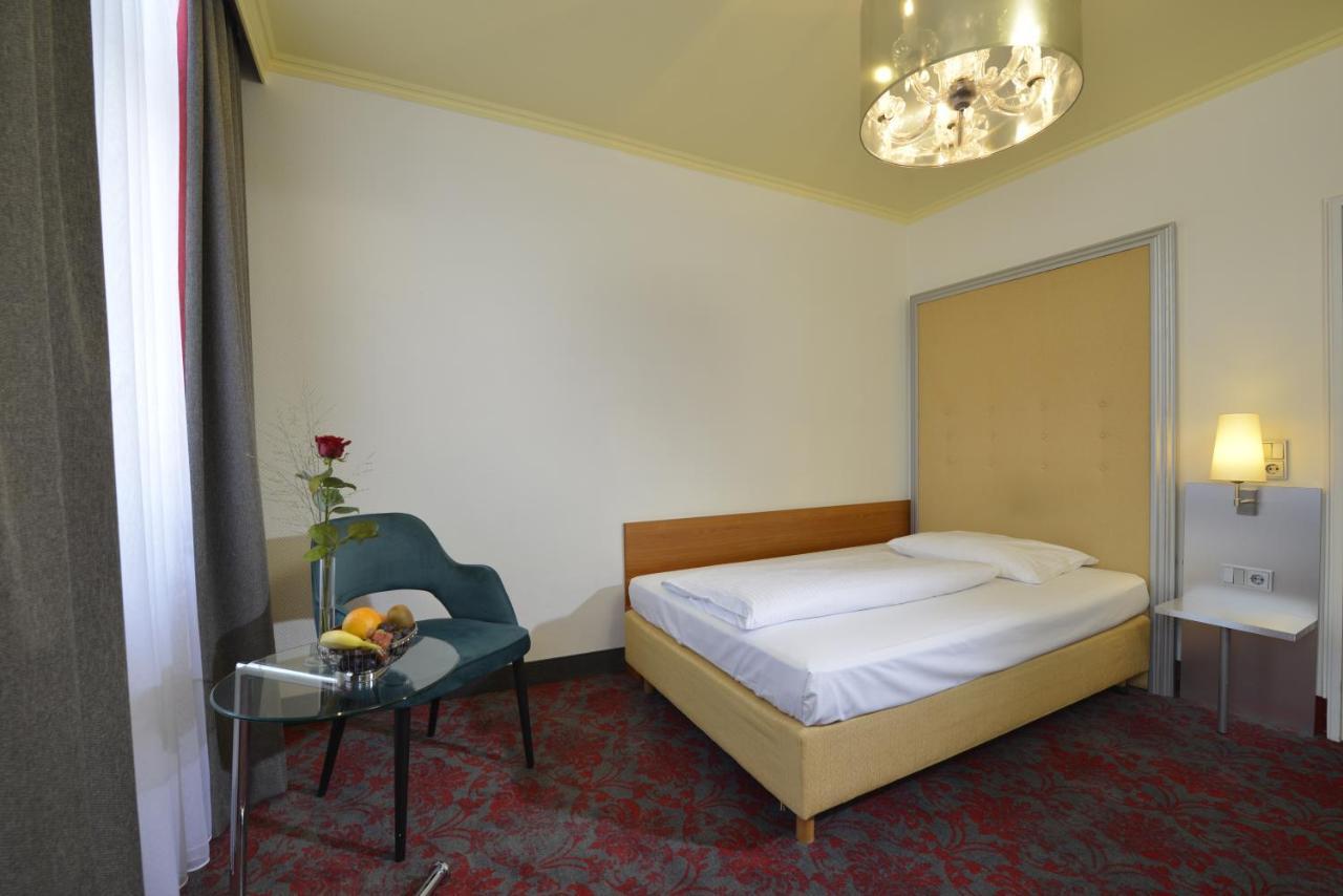 Celler Hof Hotel Ngoại thất bức ảnh