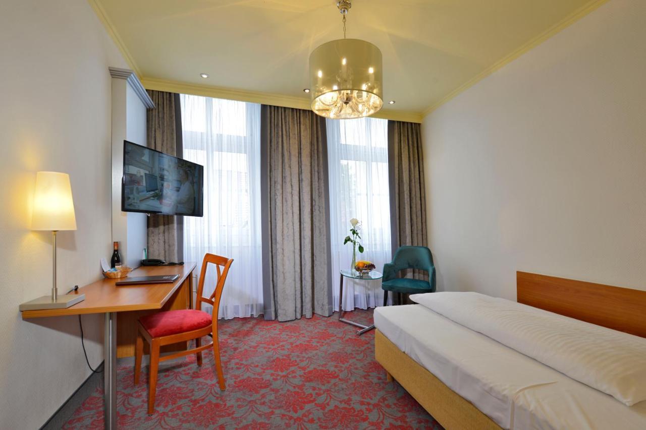 Celler Hof Hotel Ngoại thất bức ảnh