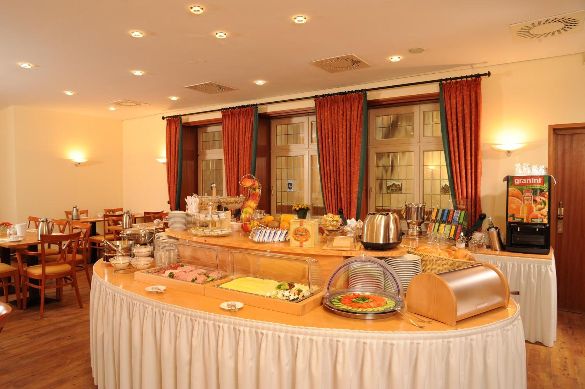 Celler Hof Hotel Ngoại thất bức ảnh